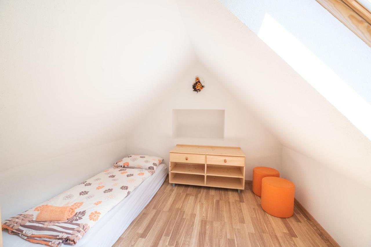 House Dormica Lägenhet Trenta Exteriör bild