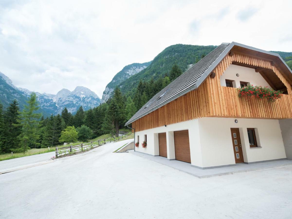 House Dormica Lägenhet Trenta Exteriör bild