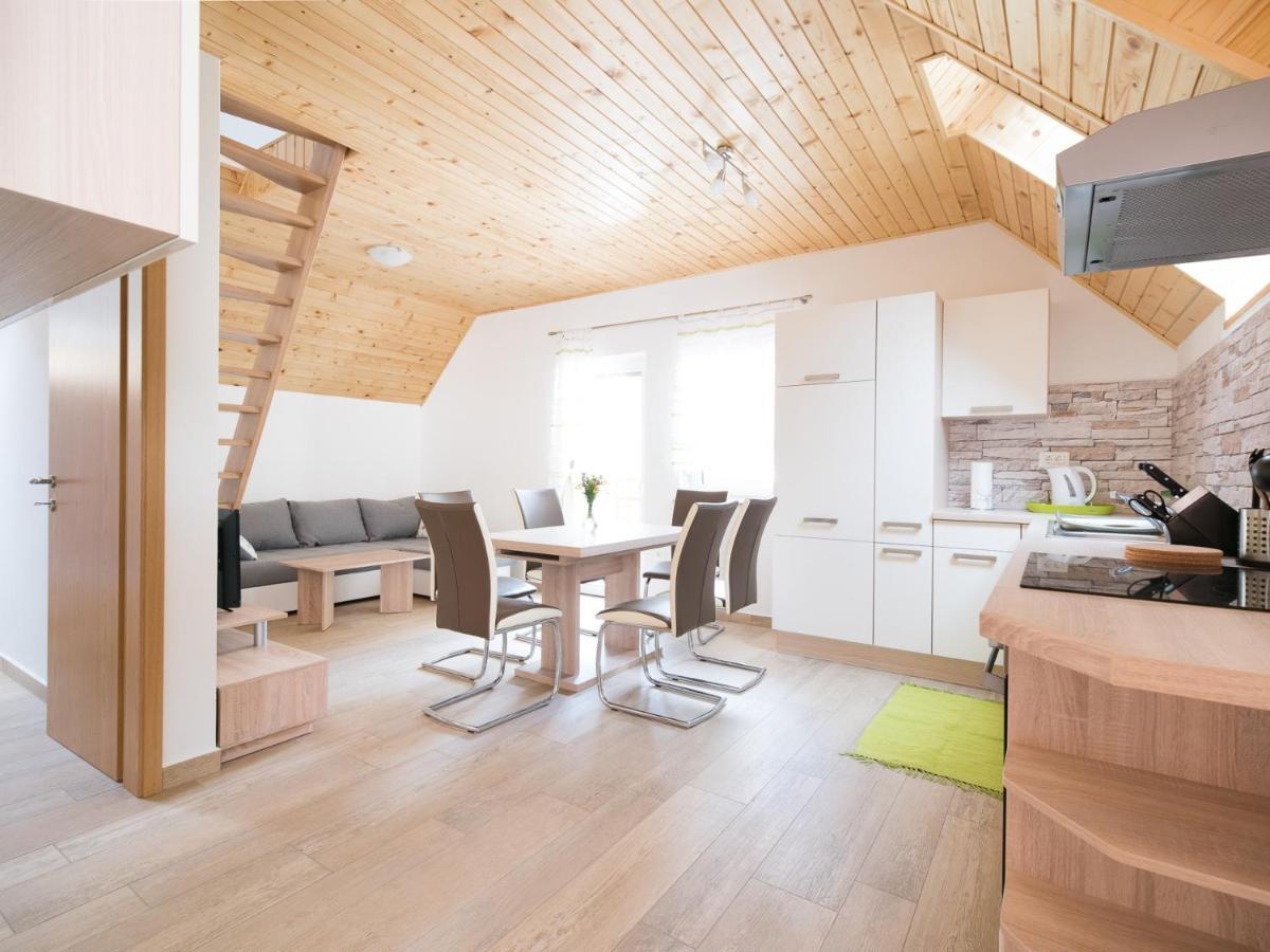 House Dormica Lägenhet Trenta Exteriör bild